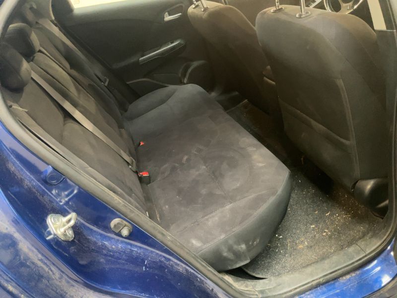Honda Civic 1.4 Executive 2012 – снимка 19