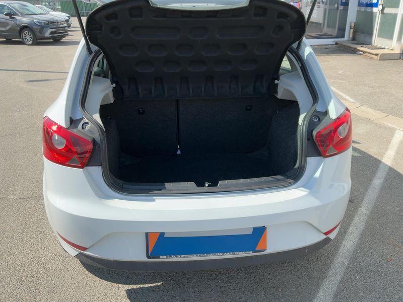 Seat Ibiza 1.4 Reference Salsa 2013 – снимка 16