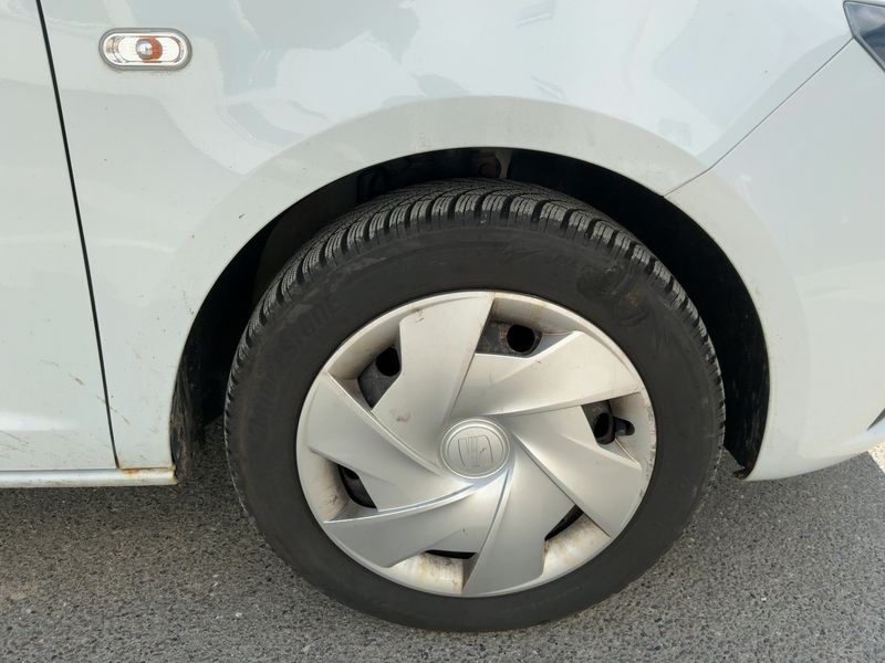 Seat Ibiza 1.4 Reference Salsa 2013 – снимка 11