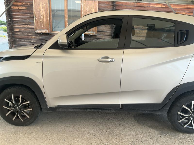 Mahindra KUV 100 1.2 K8 2023 – снимка 4
