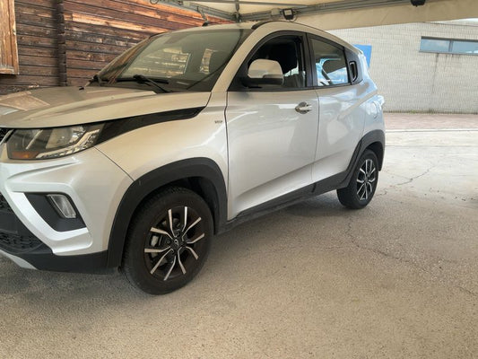 Mahindra KUV 100 1.2 K8 2023 – снимка 2