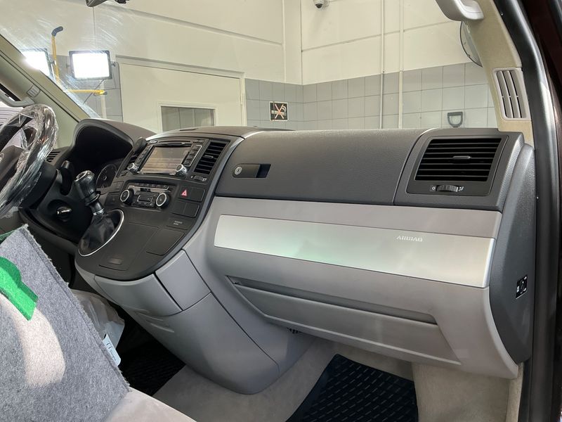 Volkswagen T5 California 2.0 TDI Comfortline Aufstelldach 2010 – снимка 30