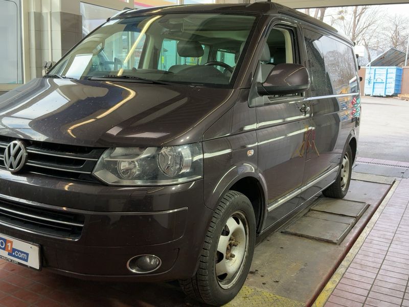Volkswagen T5 California 2.0 TDI Comfortline Aufstelldach 2010 – снимка 2