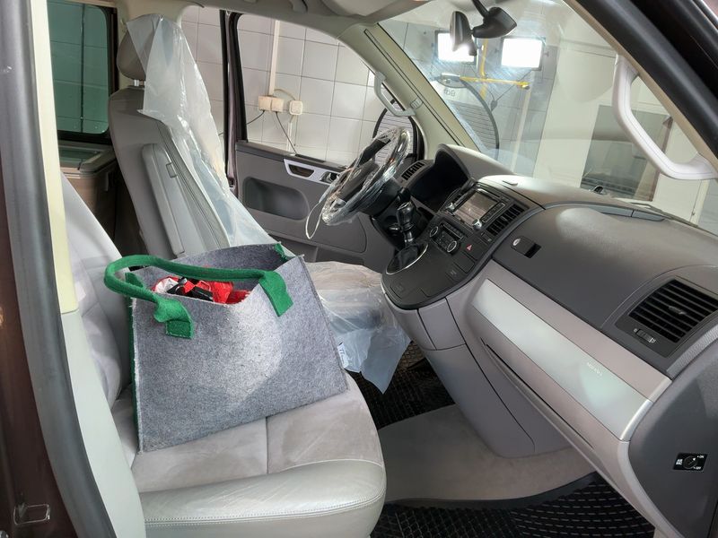 Volkswagen T5 California 2.0 TDI Comfortline Aufstelldach 2010 – снимка 17
