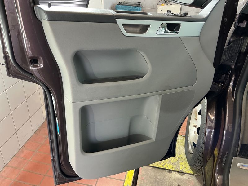 Volkswagen T5 California 2.0 TDI Comfortline Aufstelldach 2010 – снимка 34