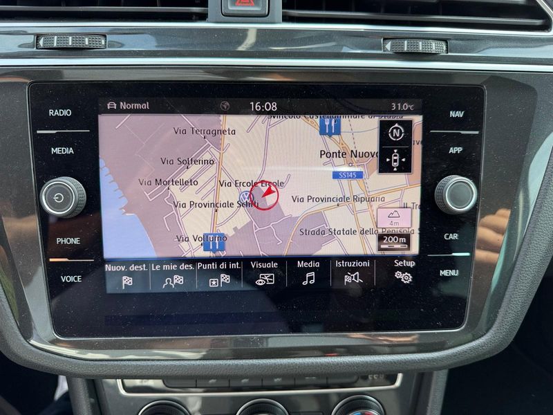 Volkswagen Tiguan 2.0 TDI Business BlueMotion Tech 2018 – снимка 13