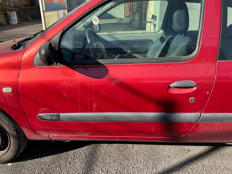 Renault Clio 1.2 Emotion 2004 – снимка 10