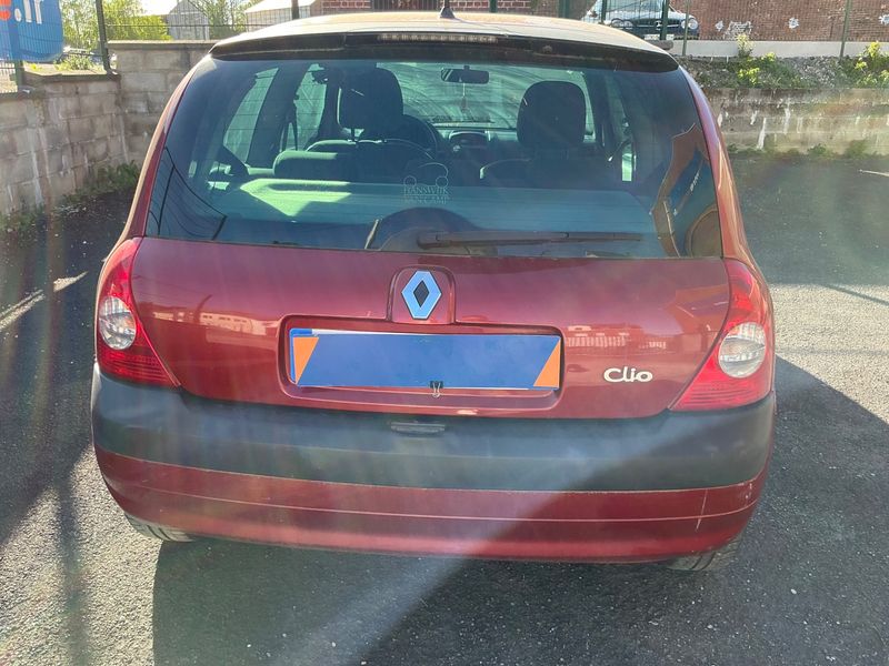 Renault Clio 1.2 Emotion 2004 – снимка 13