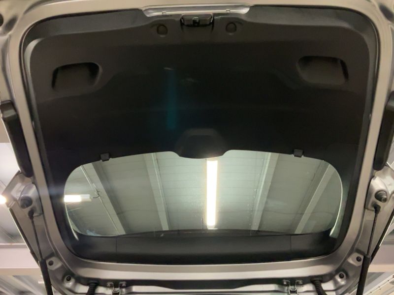 Peugeot 2008 1.5 Blue-HDi GT Line 2019 – снимка 15