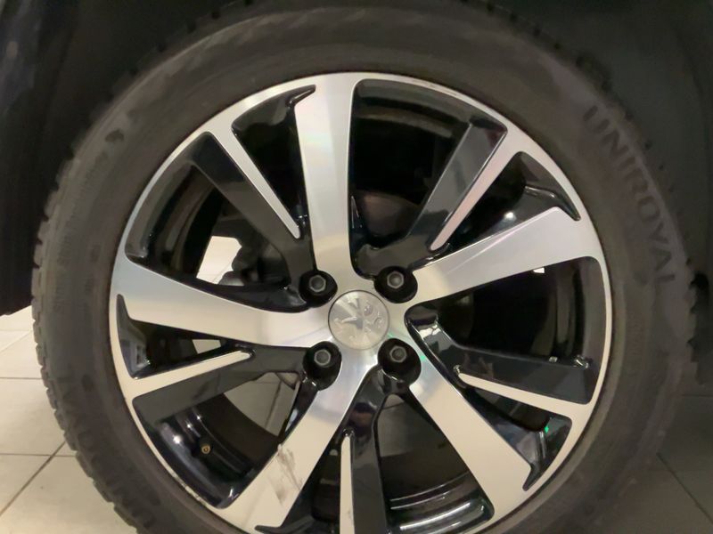 Peugeot 2008 1.5 Blue-HDi GT Line 2019 – снимка 9