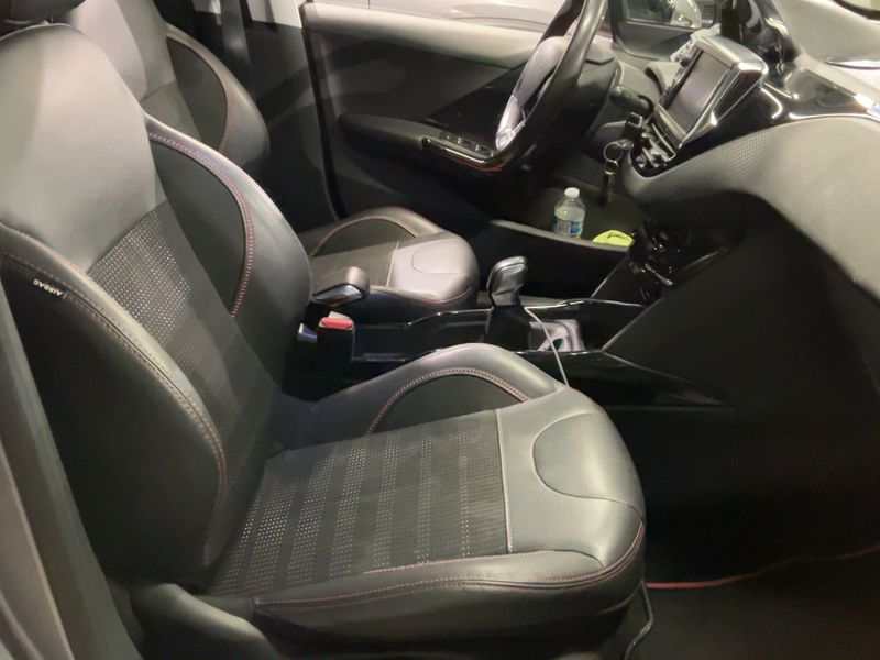 Peugeot 2008 1.5 Blue-HDi GT Line 2019 – снимка 16