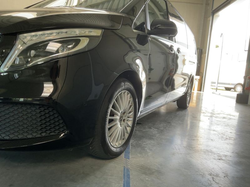 Mercedes-Benz V-Klasse V 250 d AVANTGARDE extralang 2022 – снимка 2
