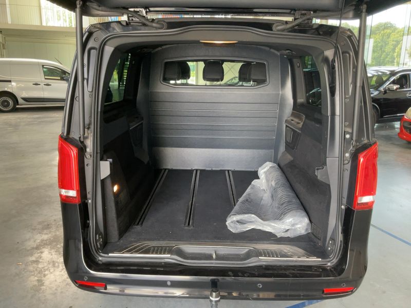 Mercedes-Benz V-Klasse V 250 d AVANTGARDE extralang 2022 – снимка 15
