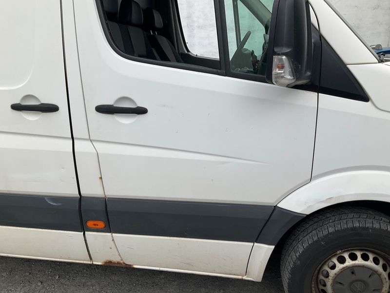 Volkswagen Crafter 2.0 TDI Kasten 35 langer Radstand mit Hochdach 2012 – снимка 29