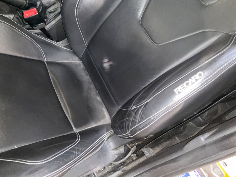 Ford Focus 2.0 EcoBoost ST 2017 – снимка 23