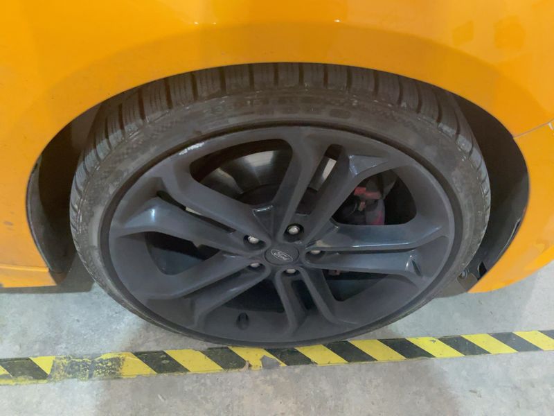 Ford Focus 2.0 EcoBoost ST 2017 – снимка 11