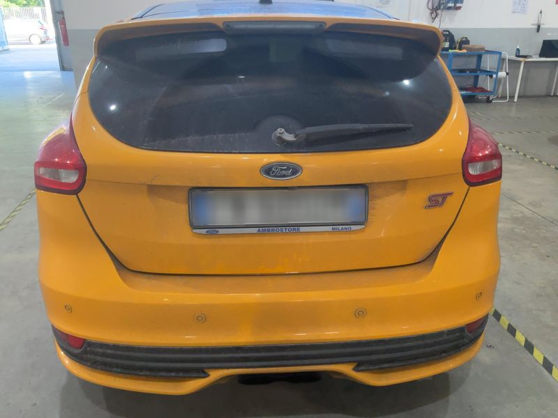 Ford Focus 2.0 EcoBoost ST 2017 – снимка 7