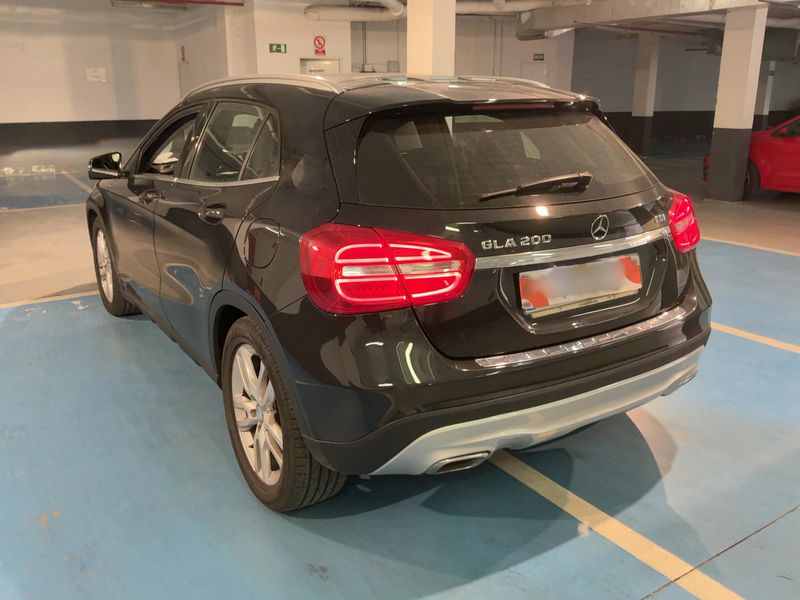 Mercedes-Benz GLA-Klasse GLA 200 d Urban 2015 – снимка 6
