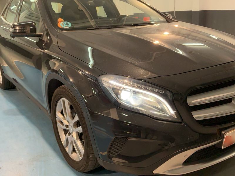 Mercedes-Benz GLA-Klasse GLA 200 d Urban 2015 – снимка 12
