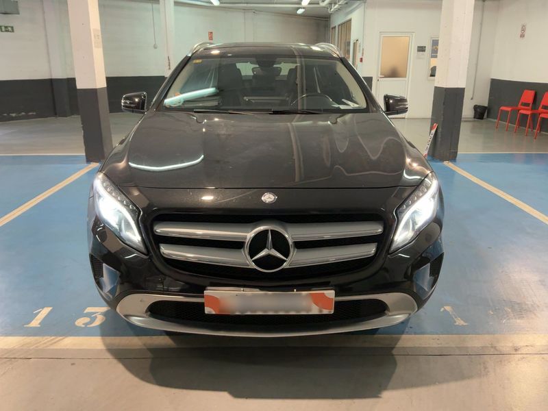 Mercedes-Benz GLA-Klasse GLA 200 d Urban 2015 – снимка 14