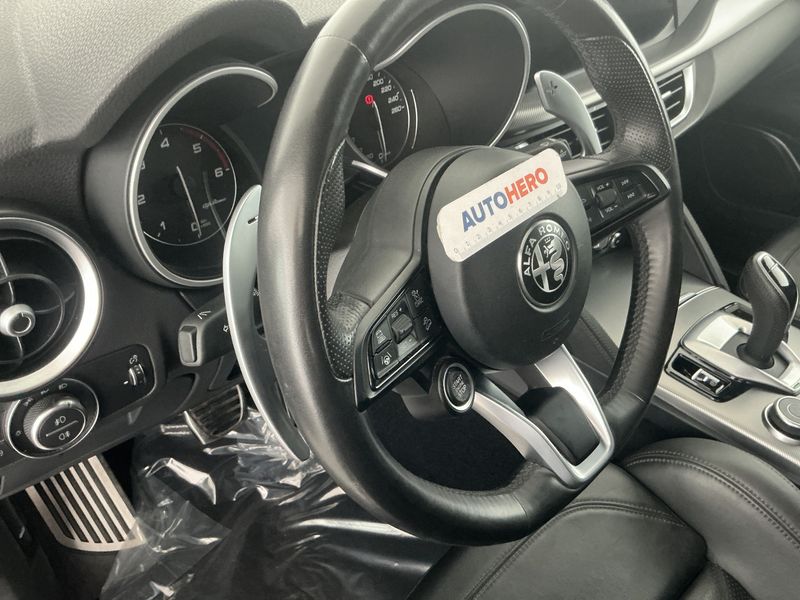 Alfa Romeo Stelvio 2.2 JTDM Veloce Q4 2021 – снимка 32