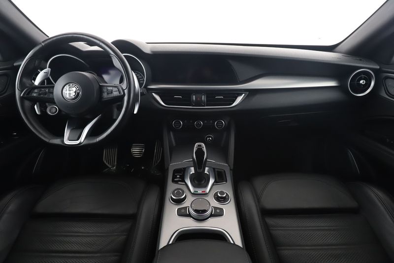 Alfa Romeo Stelvio 2.2 JTDM Veloce Q4 2021 – снимка 17