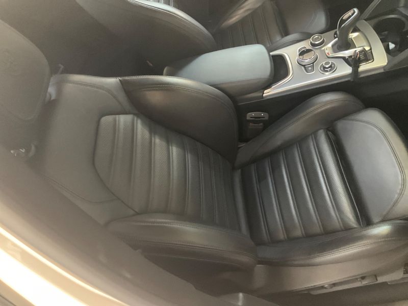 Alfa Romeo Stelvio 2.2 JTDM Veloce Q4 2021 – снимка 31