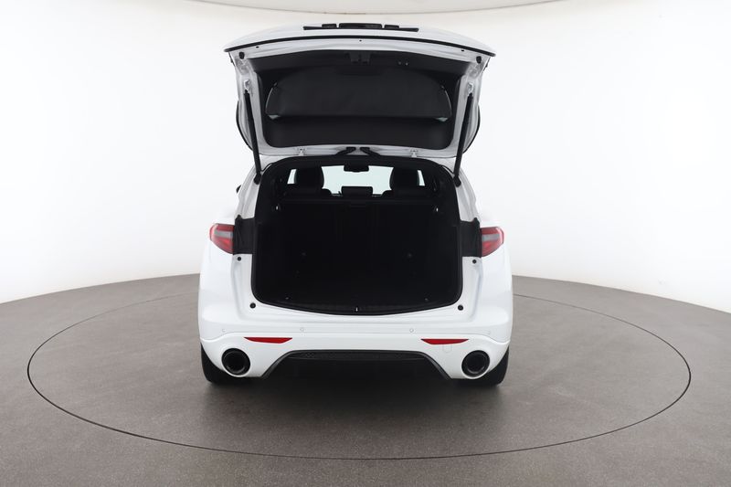 Alfa Romeo Stelvio 2.2 JTDM Veloce Q4 2021 – снимка 15