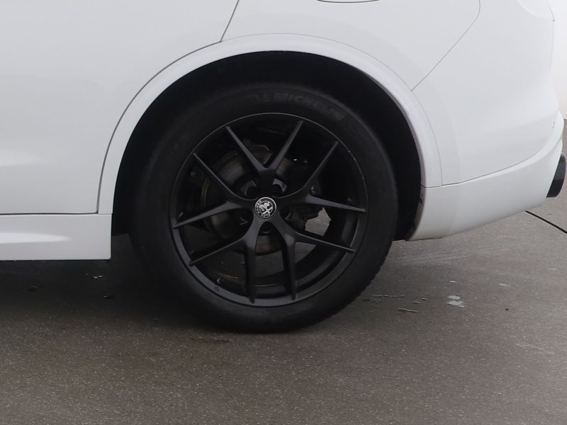 Alfa Romeo Stelvio 2.2 JTDM Veloce Q4 2021 – снимка 5
