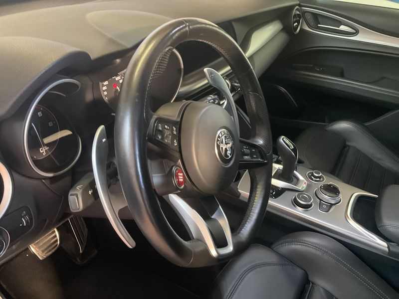 Alfa Romeo Stelvio 2.2 JTDM Veloce Q4 2021 – снимка 29