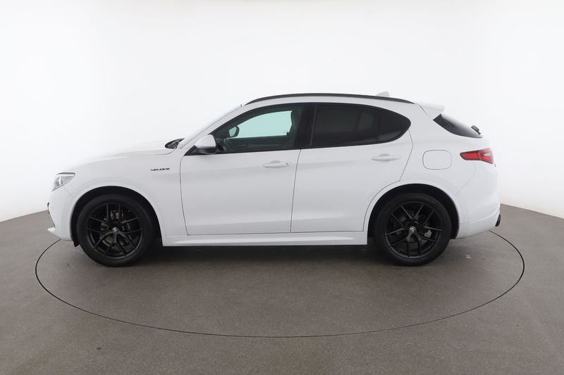 Alfa Romeo Stelvio 2.2 JTDM Veloce Q4 2021 – снимка 4