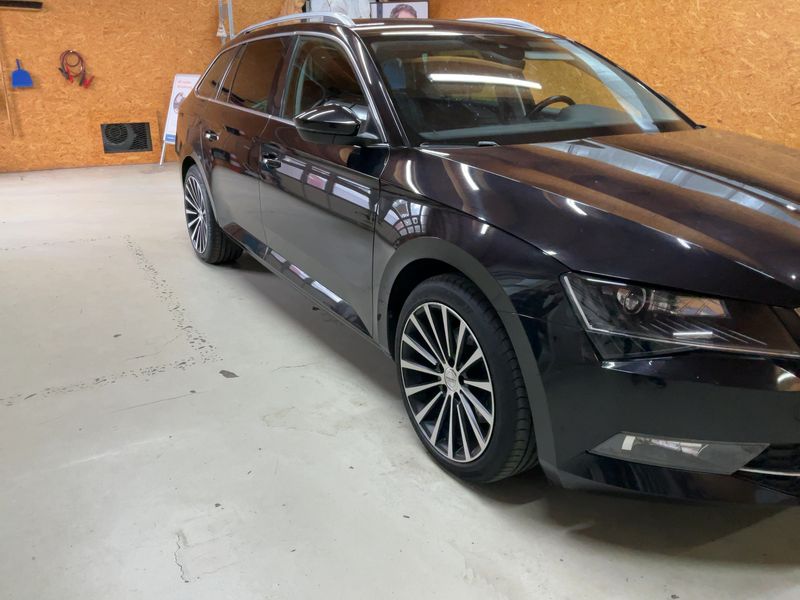 Skoda Superb 2.0 TDI Style 2016 – снимка 12