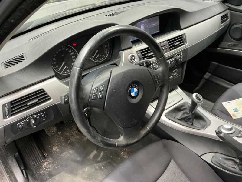BMW 3er 320i 2006 – снимка 22