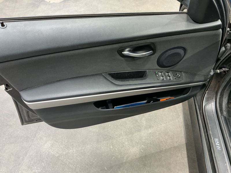 BMW 3er 320i 2006 – снимка 23