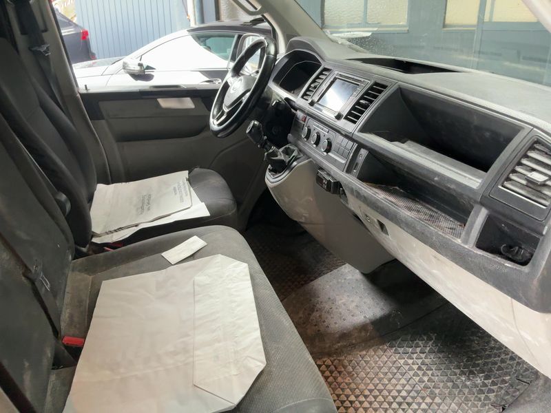Volkswagen T6 Transporter 2.0 TDI Kasten EcoProfi lang 2018 – снимка 16