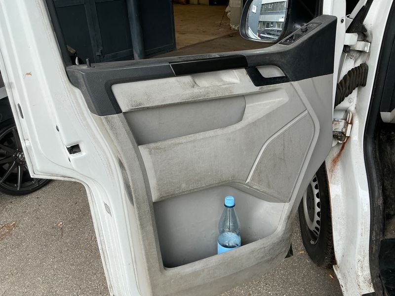 Volkswagen T6 Transporter 2.0 TDI Kasten EcoProfi lang 2018 – снимка 31