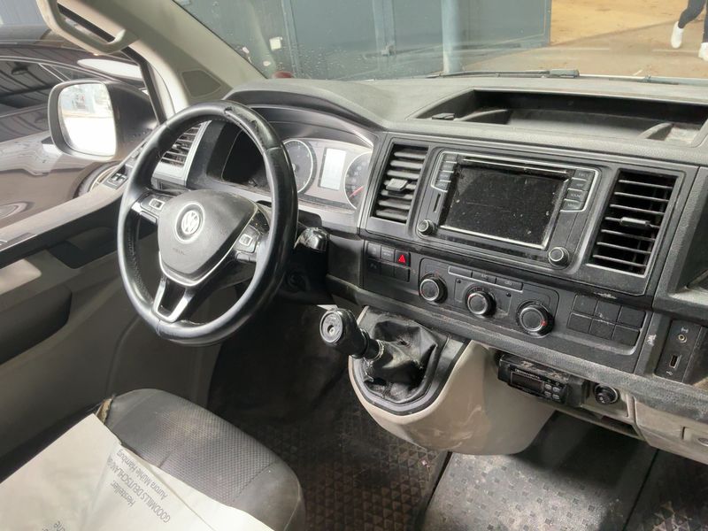 Volkswagen T6 Transporter 2.0 TDI Kasten EcoProfi lang 2018 – снимка 17