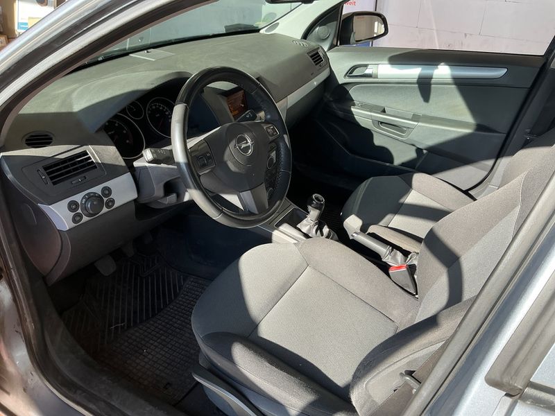 Opel Astra 1.9 CDTI Edition 2007 – снимка 3