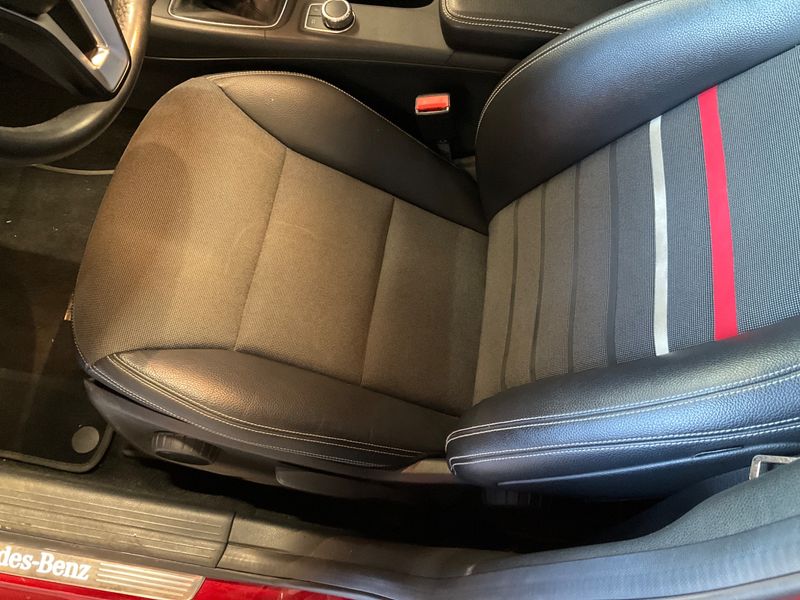 Mercedes-Benz A-Klasse A 180 BlueEfficiency Style 2013 – снимка 30