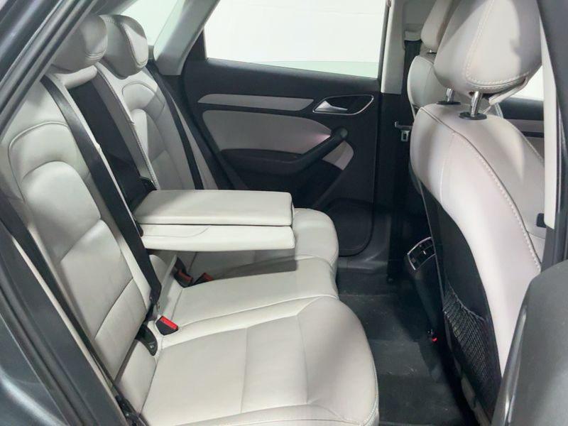 Audi Q3 2.0 TDI Sport 2015 – снимка 19