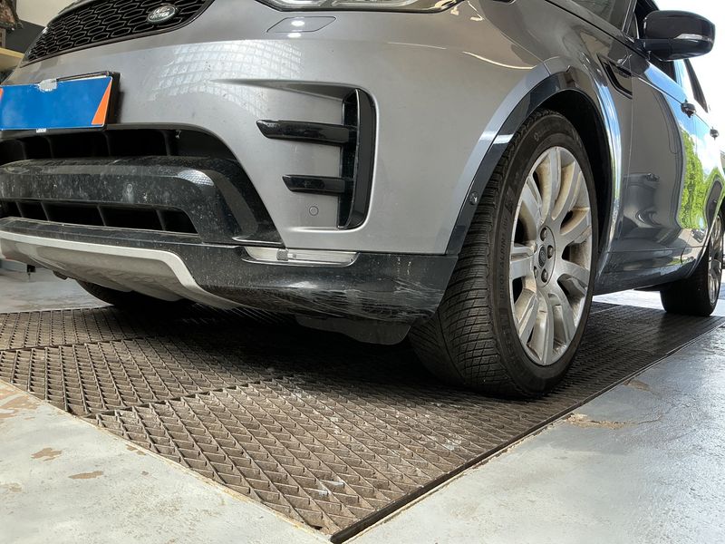 Land Rover Discovery 5 3.0 SDV6 Landmark Edition 2019 – снимка 42