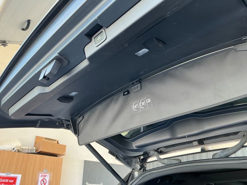 Land Rover Discovery 5 3.0 SDV6 Landmark Edition 2019 – снимка 30