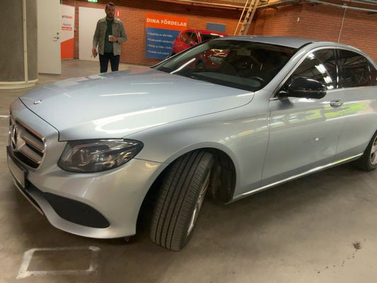 Mercedes-Benz E-Klasse E 220 d Avantgarde 2016 – снимка 2