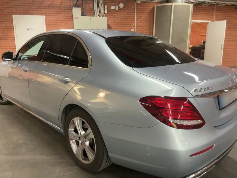 Mercedes-Benz E-Klasse E 220 d Avantgarde 2016 – снимка 6