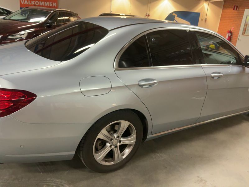 Mercedes-Benz E-Klasse E 220 d Avantgarde 2016 – снимка 8