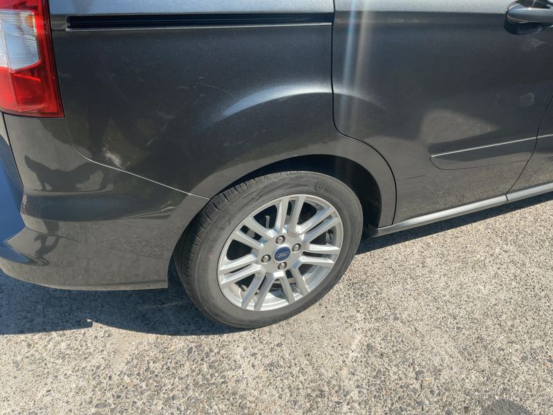 Ford Tourneo 1.5 TDCi Titanium 2021 – снимка 9