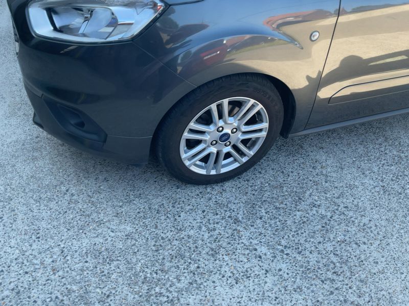 Ford Tourneo 1.5 TDCi Titanium 2021 – снимка 3
