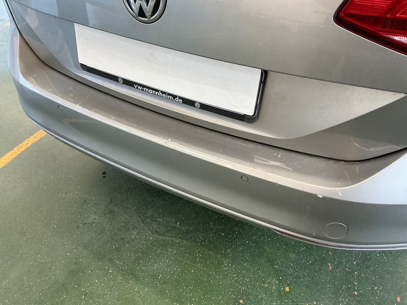 Volkswagen Passat 2.0 TDI Comfortline BlueMotion Tech 2016 – снимка 31