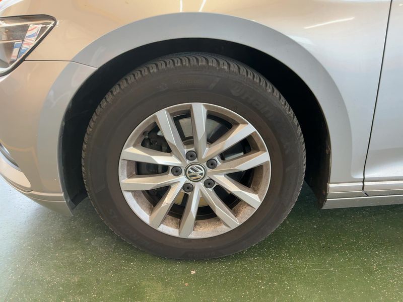 Volkswagen Passat 2.0 TDI Comfortline BlueMotion Tech 2016 – снимка 3
