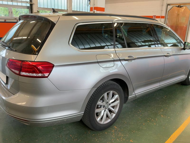 Volkswagen Passat 2.0 TDI Comfortline BlueMotion Tech 2016 – снимка 8